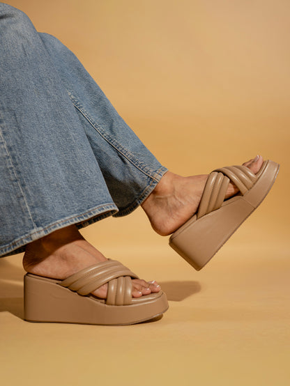 Pillow Cross : Cushioned Platform Sliders