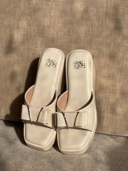 Soft Aura : Cream