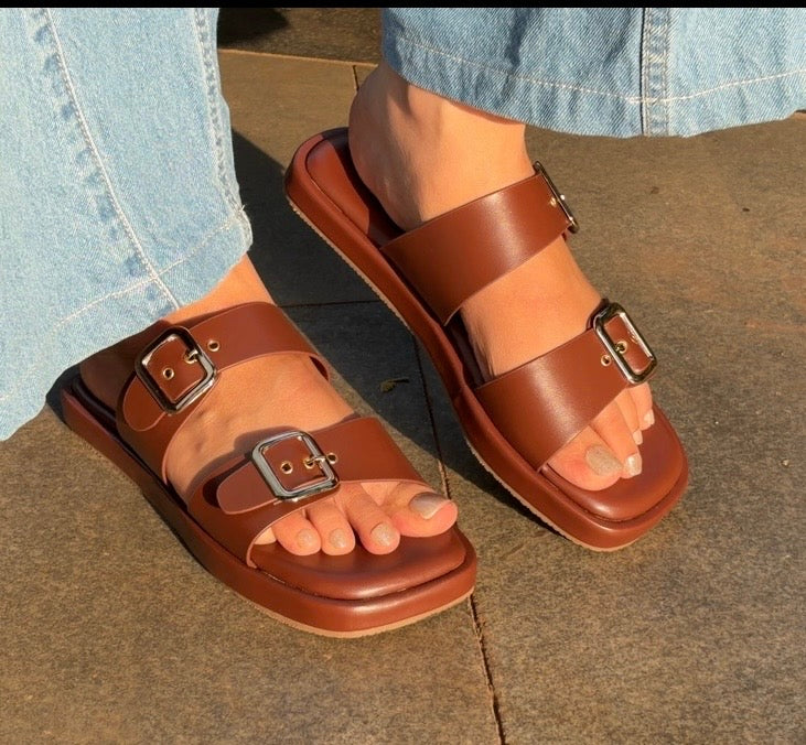Metro : Brown