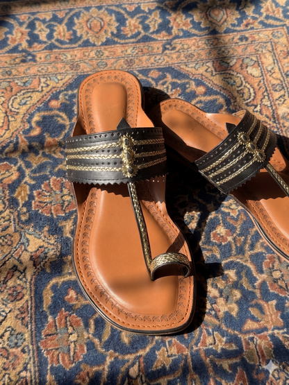 Aaram-Puri : Comfort Kolhapuri